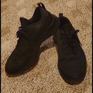 Nike React Sneaker mens 9.5=women 11